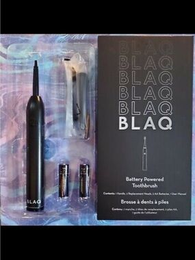 BLAQ Battery Powered Toothbrush Kit NEW Handle, 2 Heads, Batteries NEW $65